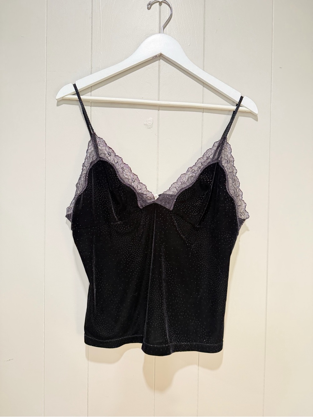 Gilligan & O'Malley Black Velvet Lace-Trim Camisole